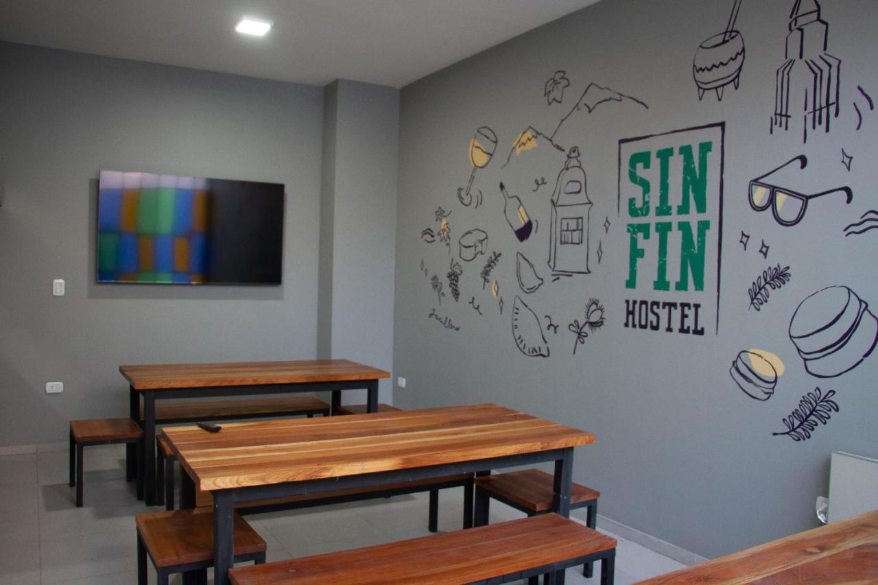 Sin Fin Hostel 门多萨 外观 照片
